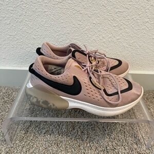 Nike Women's Pink and Black Athletic Sneakers